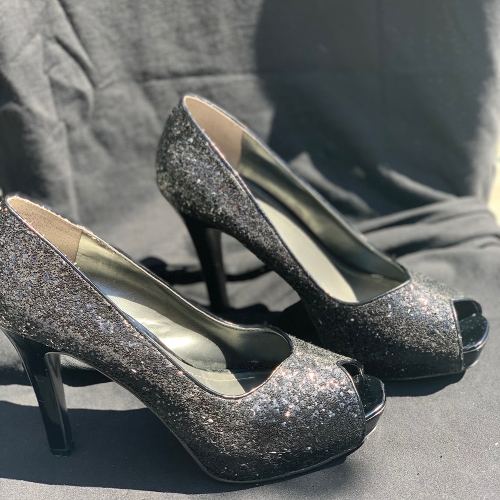Nine West black sparkle heels. Size 7.5